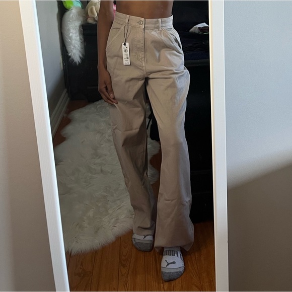 Beige high waisted cargo pants - Picture 1 of 4